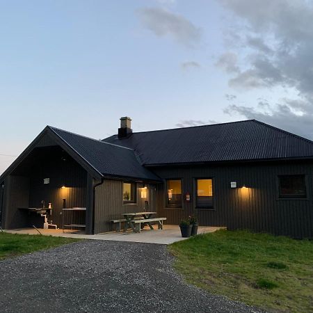 Hotel Bedehuset Basecamp Senja Skaland Esterno foto