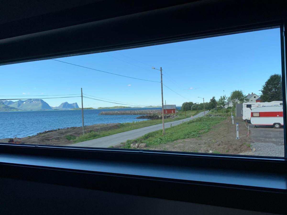 Hotel Bedehuset Basecamp Senja Skaland Esterno foto