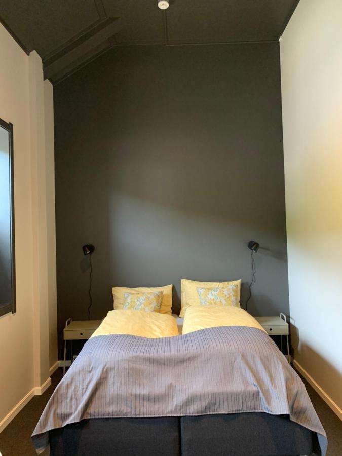Hotel Bedehuset Basecamp Senja Skaland Esterno foto